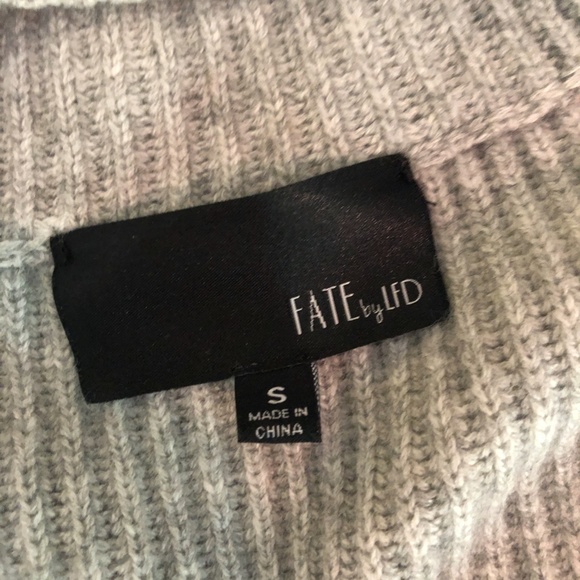 Grey Sweater Fate by LFD With Collar Cut Out - Picture 5 of 5